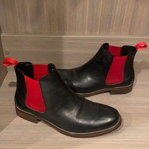 great condition . Worn once . Super comfy